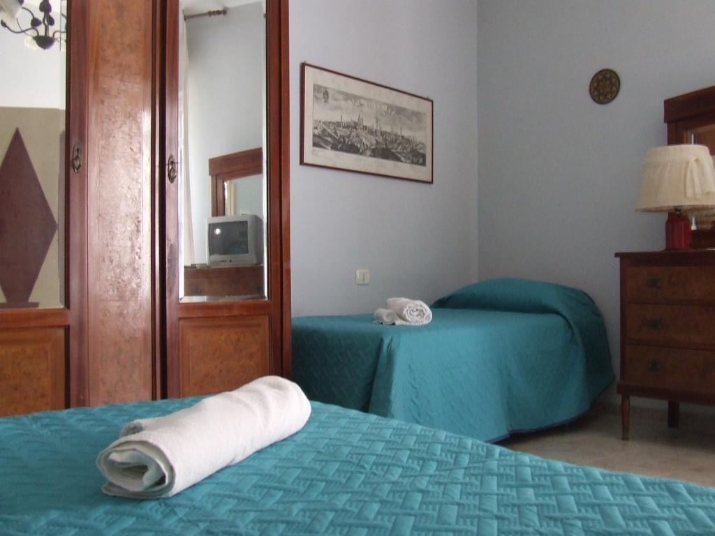 Finestre Su Ibla Bed & Breakfast Ragusa Exterior photo