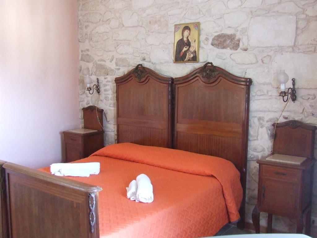 Finestre Su Ibla Bed & Breakfast Ragusa Exterior photo