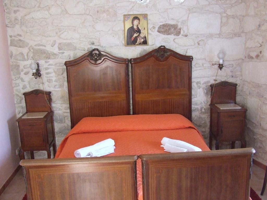Finestre Su Ibla Bed & Breakfast Ragusa Exterior photo