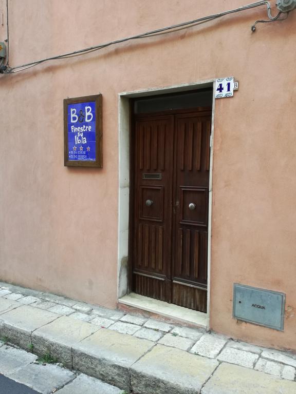 Finestre Su Ibla Bed & Breakfast Ragusa Exterior photo